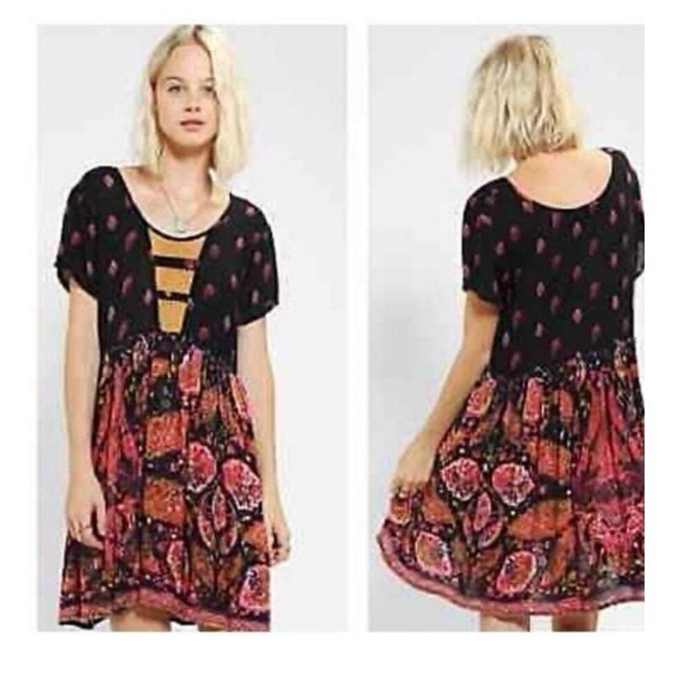 Mink Pink x Urban Outfitters Boho Babydoll Dress size Small